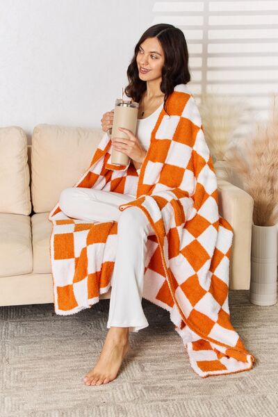 Cuddley Checkered Decorative Throw Blanket